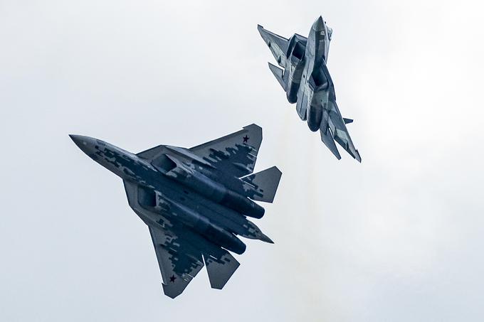 Od 76 lovcev pete generacije Su-57, naročenih leta 2019, jih je rusko letalstvo do zdaj dobilo le okoli 25. | Foto: Guliverimage