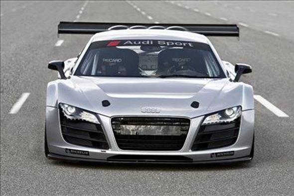 Audi R8 racing