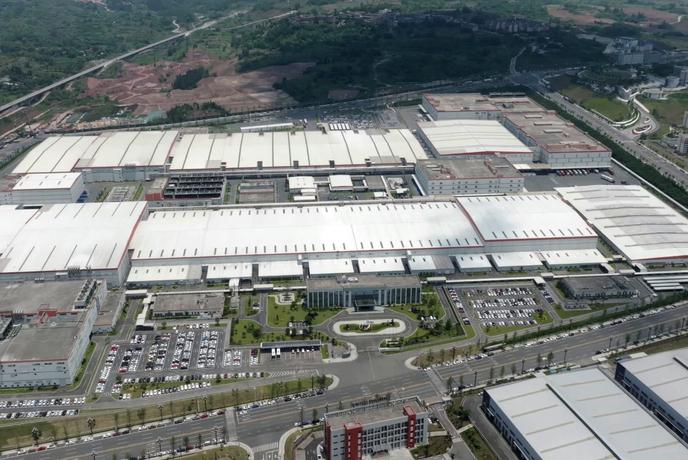 Kitajski CATL: s proizvodnjo baterij lani skoraj deset milijard evrov dobička