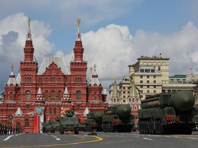 Samozažig obrambnega direktorja. Pritiski so bili prehudi.