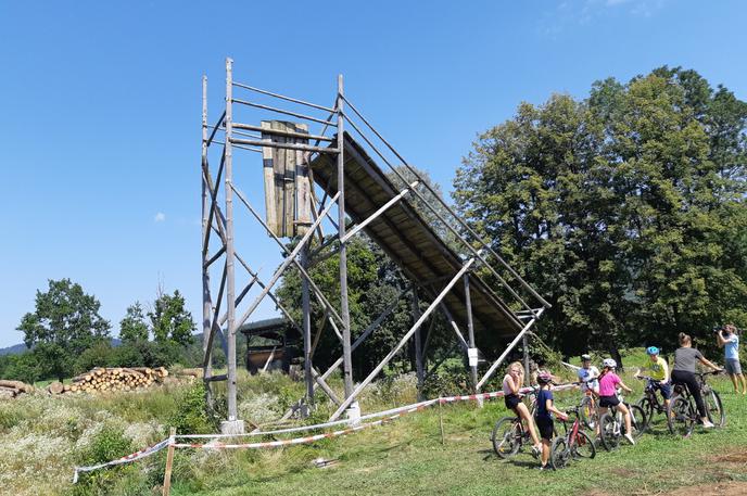 Nesreča skakalnica Dolenji Lazi | Foto Nataša Repovž​​​​​​​