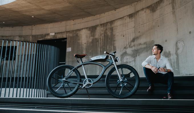 ''Smo edini v Evropi, ki smo naredili takšno inovacijo v mestnem kolesarstvu, ubrali smo težjo pot z željo, da bi naredili najboljše kolo na svetu.'' | Foto: Luka Leskovšek
