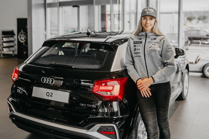 Porsche Inter Auto je osebni sponzor vrhunske smučarke Ane Bucik Jogan. | Foto: 