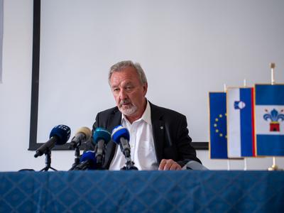 Moravški župan: 15 ur sem bil v obdelavi, vmes so razdrli mojo kuhinjo