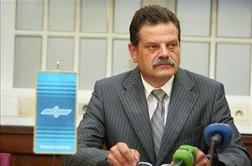 Prvi nadzornik SŽ nepreklicno odstopil