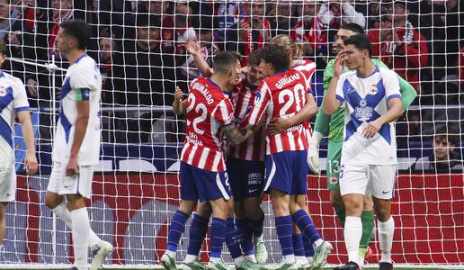 Oblakovi nadaljevali zmagoviti niz, oči uprte v el clasico