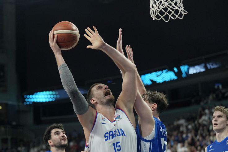 Nikola Jokić je bil prvi strelec tekme. | Foto: Reuters