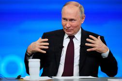 Je Putina morda strah, da ga lahko kdo premaga?