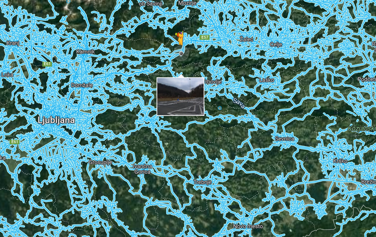 Google Maps | Slovenija je s storitvijo Ulični pogled pokrita kar solidno. Vključene so tako rekoč vse glavne in številne stranske ceste. | Foto Matic Tomšič / Posnetek zaslona