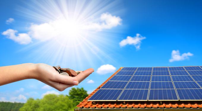 S sončno energijo znižajte mesečne račune za elektriko. | Foto: Shutterstock