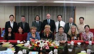 Slovenska pisateljska delegacija osvojila Kitajsko