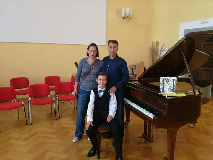 S življenjsko sopotnico Renato in sinom Markom na klavirskem recitalu. | Foto: osebni arhiv/Lana Kokl