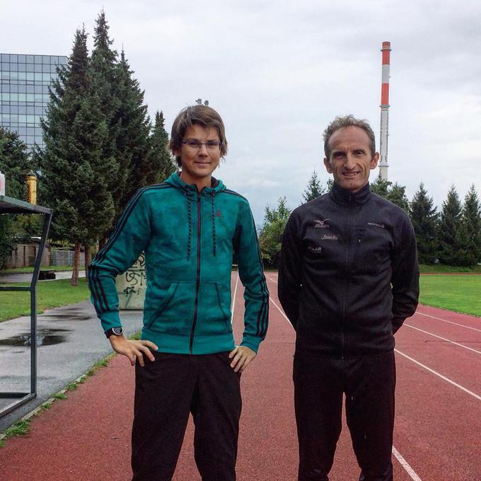 Septembra je Puhar spet začel sodelovati z Romanom Kejžarjem, že 18 let lastnikom najboljšega slovenskega maratonskega časa (2;11:50) in zmagovalcem prve izvedbe ljubljanskega maratona (1996). | Foto: FB/rokpuharofficial
