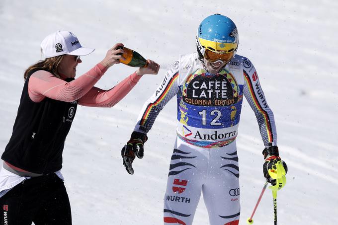V družbi velikih se je poslovil tudi Nemec Felix Neureuther, ki se je v zadnjem obdobju ukvarjal s številnimi poškodbami. Srečko je v svoji karieri dobil 13 tekem svetovnega pokala (11 v slalomu), prejel pet kolajn na svetovnih prvenstvih in bil celo desetletje del slalomske elite. | Foto: Reuters