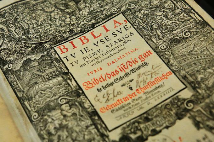 Dalmatinova biblija je bila natisnjena v Wittenbergu leta 1583 z letnico 1584. To je prvi prevod celotnega Svetega pisma v slovenščino.  | Foto: STA ,