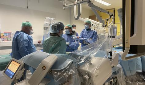 V šempetrski bolnišnici pet kirurgov dalo odpoved