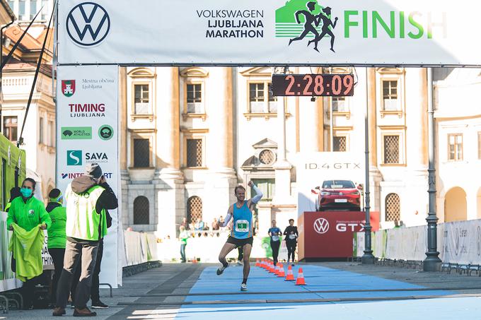 Janez Mulej je bil presrečen ob osvojitvi naslova državnega prvaka v maratonu.  | Foto: Grega Valančič/Sportida