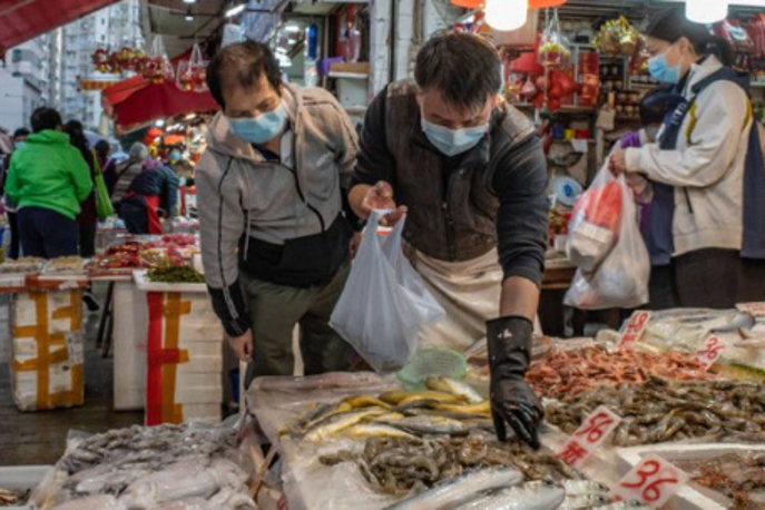 Wuhan | Na tržnici v Wuhanu so prodajali tudi žive sesalce, za katere je zdaj znano, da se lahko okužijo z novim koronavirusom. | Foto Twitter