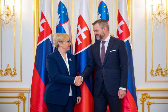 Srečanje predsednice republike Nataše Pirc Musar s predsednikom Narodnega sveta Slovaške Petrom Pellegrinijem. | Foto: Matic Prevc/STA