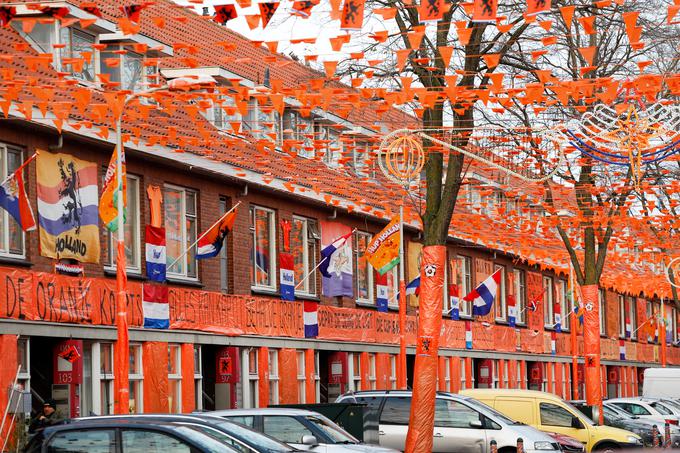 oranžna ulica Haag | Foto: Reuters