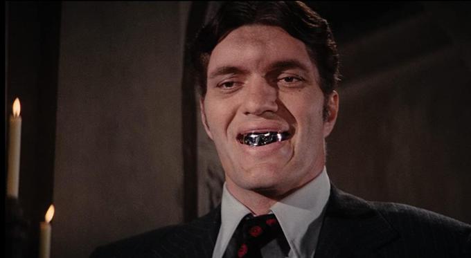 Richard Kiel v vlogi velikana z jeklenimi zobmi | Foto: promocijsko gradivo