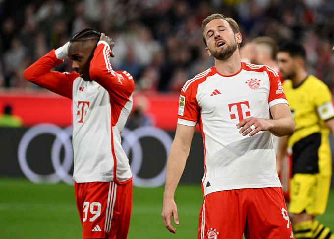 Nemočni in obupani nogometaši Bayerna. | Foto: Reuters